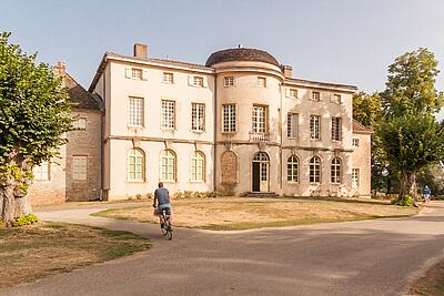 Rendez-vous au camping Les Castels Le Château de l’Epervière