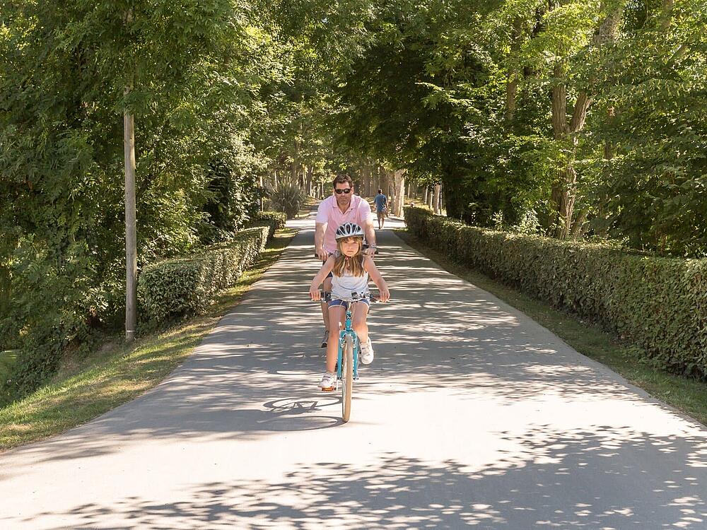 Camping Castel Camping Château de Lez-Eaux Saint Pair sur mer Normandie 12