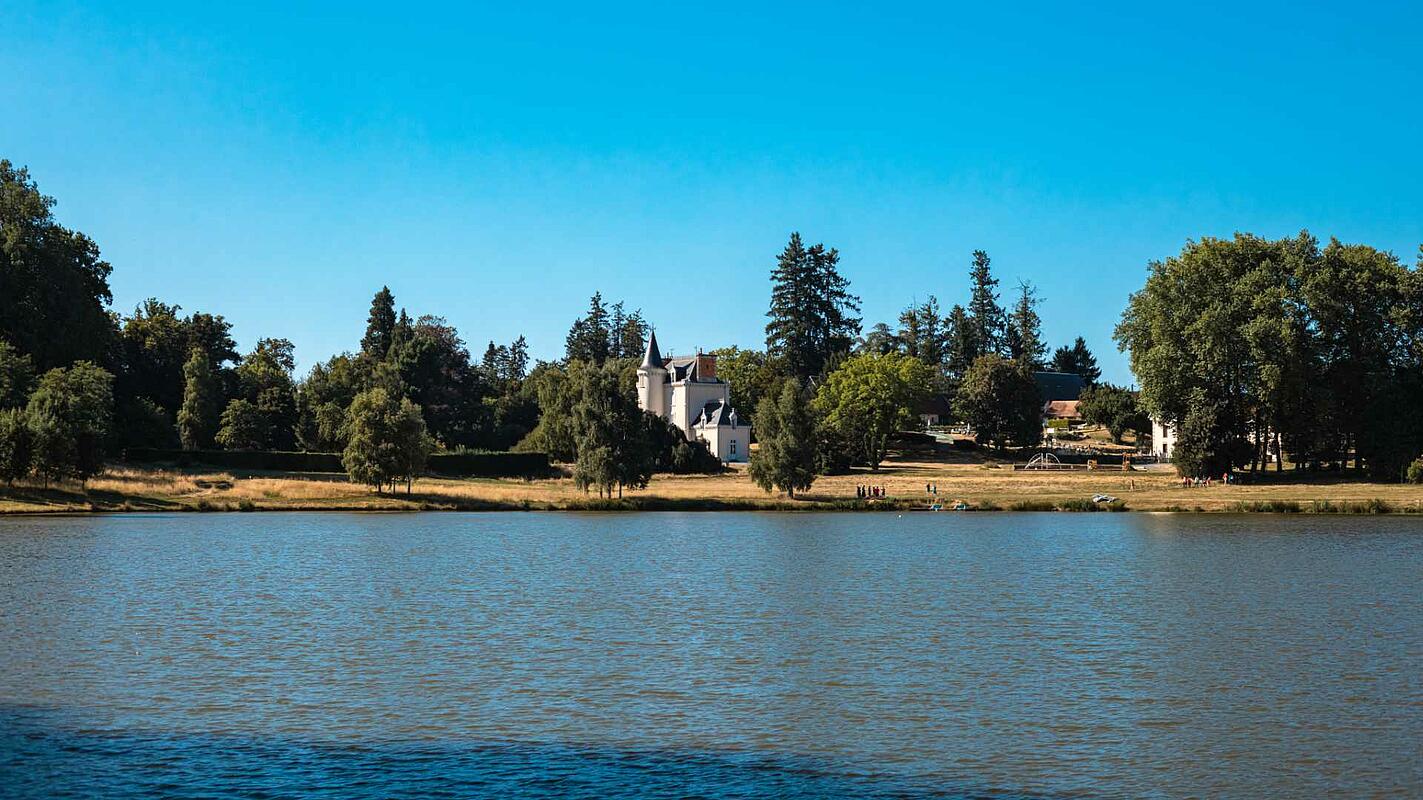 Camping Château de Poinsouze, Creuse Camping Château de Poinsouze, Creuse