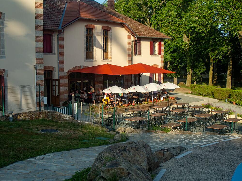 Camping Castel Camping Château de Poinsouze BOUSSAC - BOURG Nouvelle-Aquitaine 19