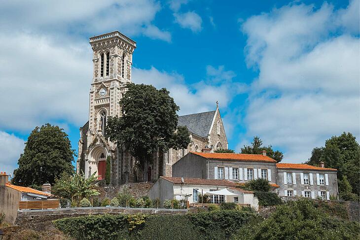 le village d'Apremont, à découvrir lors de vacances en Vendée le village d'Apremont, à découvrir lors de vacances en Vendée