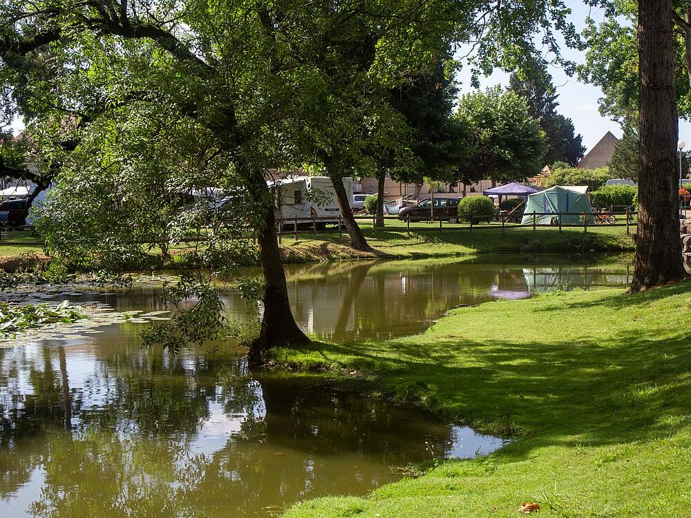 Camping Castel Camping Château de L'Epervière Gigny-sur-Saône Bourgogne-Franche-Comté 6