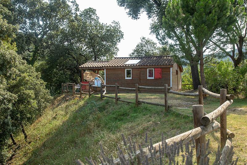 chalet dans camping de luxe en Ardèche