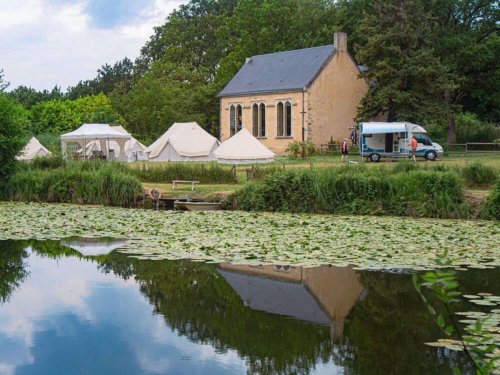 Camping Castel Camping Château de Chanteloup SILLE-LE-PHILIPPE Pays de la Loire 22