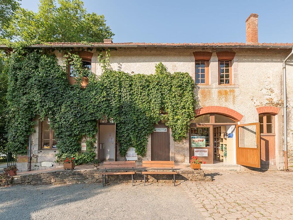 Camping Castel Camping Château de Poinsouze BOUSSAC - BOURG Nouvelle-Aquitaine 14