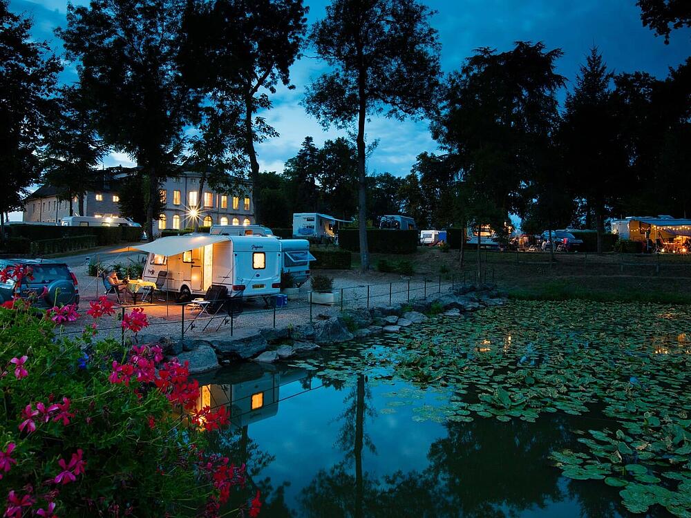 Camping Castel Camping Château de L'Epervière Gigny-sur-Saône Bourgogne-Franche-Comté 22